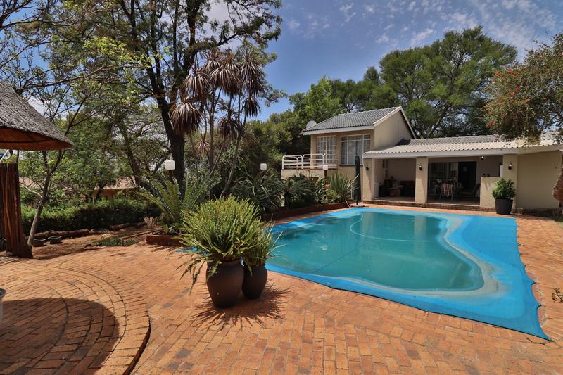 6 Bedroom Property for Sale in Horison Gauteng