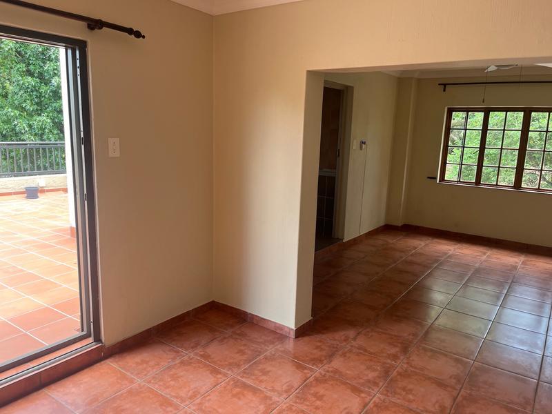 To Let 4 Bedroom Property for Rent in Nieuw Muckleneuk Gauteng