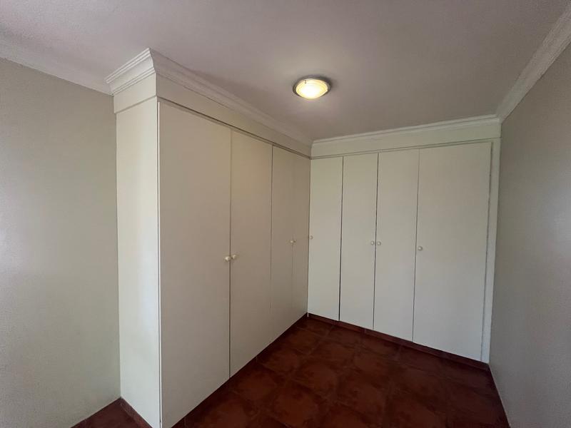 To Let 4 Bedroom Property for Rent in Nieuw Muckleneuk Gauteng