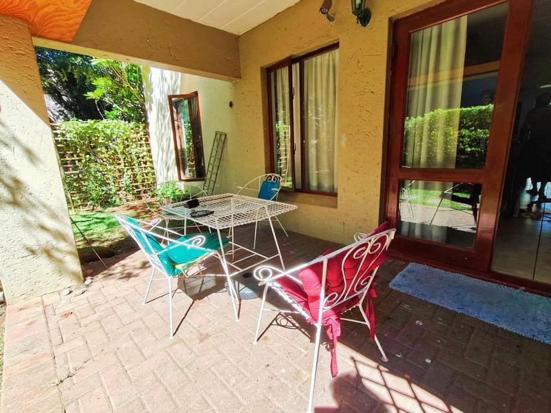 2 Bedroom Property for Sale in Douglasdale Gauteng