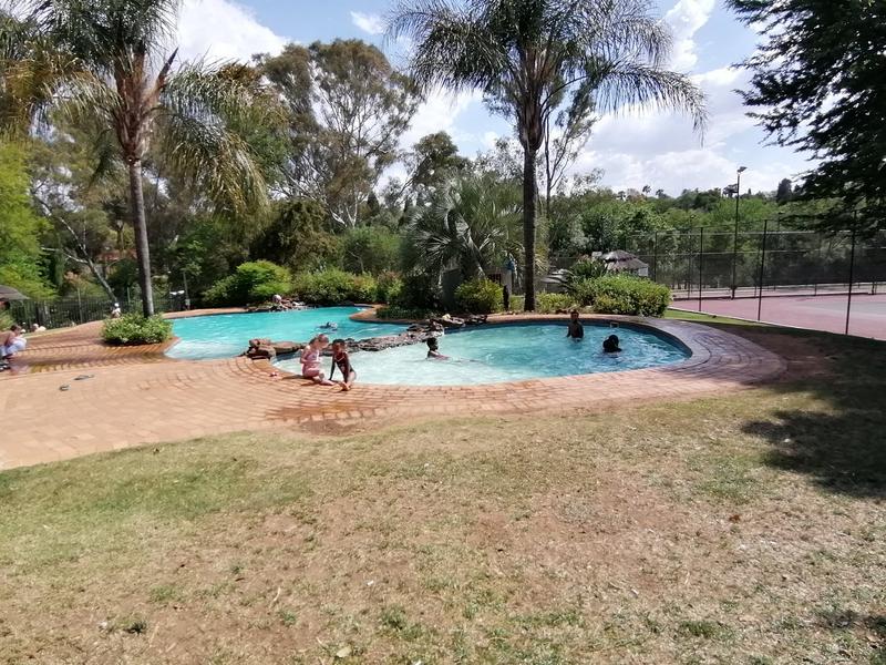 2 Bedroom Property for Sale in Douglasdale Gauteng