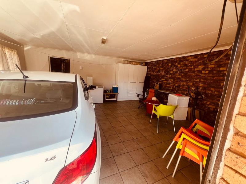 1 Bedroom Property for Sale in Clarina Gauteng