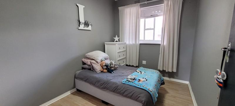 2 Bedroom Property for Sale in Brackenhurst Gauteng