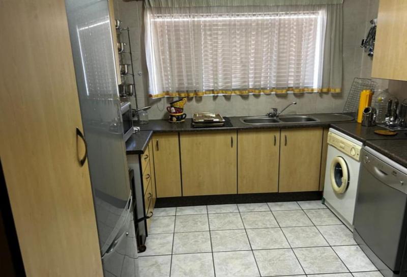 3 Bedroom Property for Sale in New Redruth Gauteng