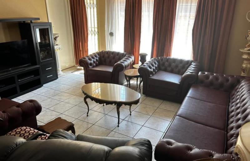 3 Bedroom Property for Sale in New Redruth Gauteng