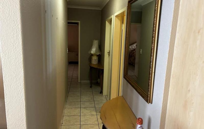 3 Bedroom Property for Sale in New Redruth Gauteng