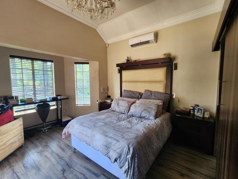 4 Bedroom Property for Sale in Vanderbijlpark SW 5 Gauteng