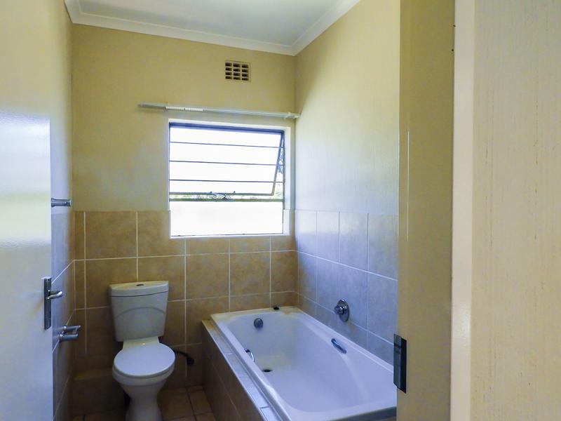 To Let 2 Bedroom Property for Rent in Blackheath Gauteng