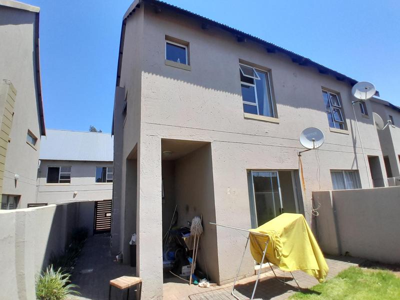 2 Bedroom Property for Sale in Eldo Lakes Estate Gauteng