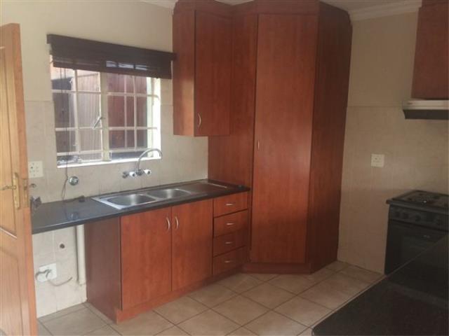 To Let 2 Bedroom Property for Rent in La Montagne Gauteng