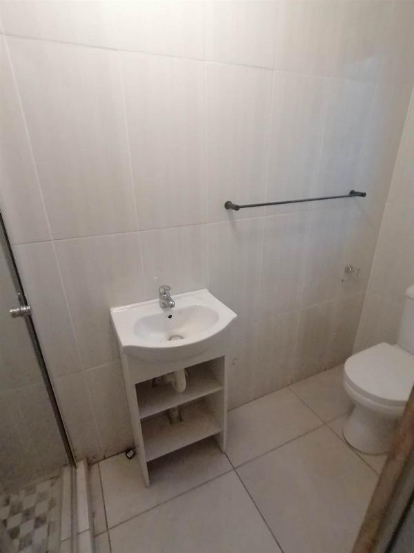 To Let 1 Bedroom Property for Rent in Rabie Ridge Gauteng