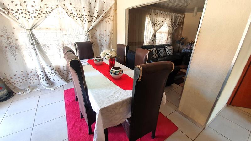 3 Bedroom Property for Sale in Karenpark Gauteng