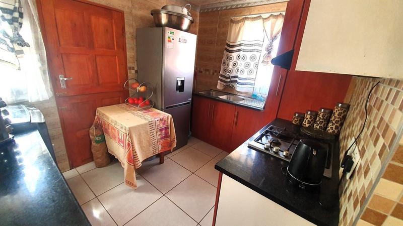 3 Bedroom Property for Sale in Karenpark Gauteng