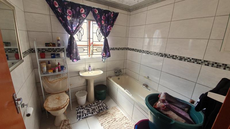 3 Bedroom Property for Sale in Karenpark Gauteng