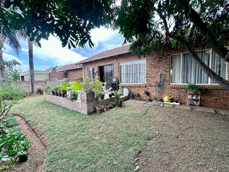 2 Bedroom Property for Sale in Ninapark Gauteng