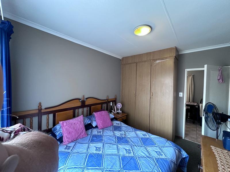 2 Bedroom Property for Sale in Ninapark Gauteng