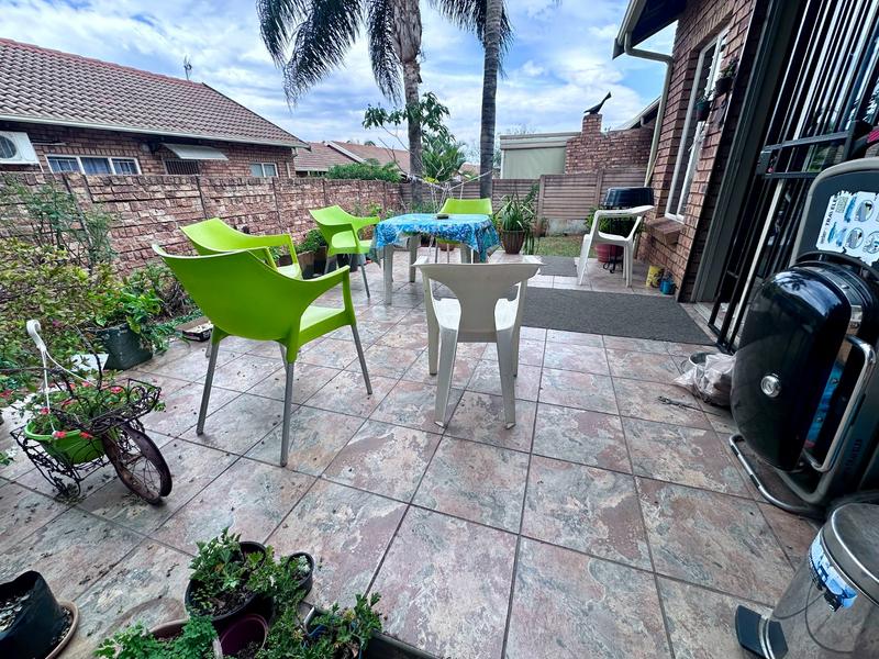 2 Bedroom Property for Sale in Ninapark Gauteng