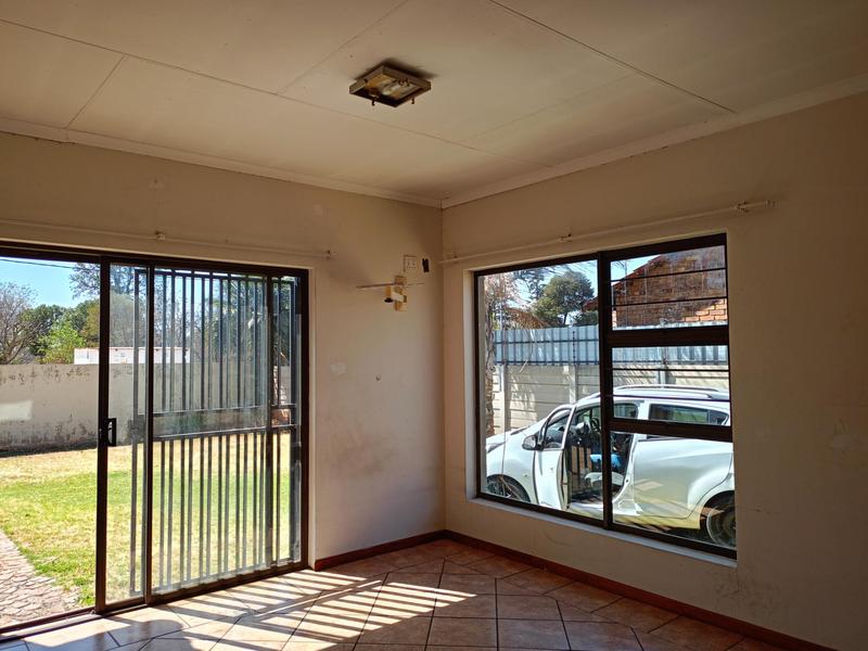 To Let 3 Bedroom Property for Rent in Daggafontein Gauteng