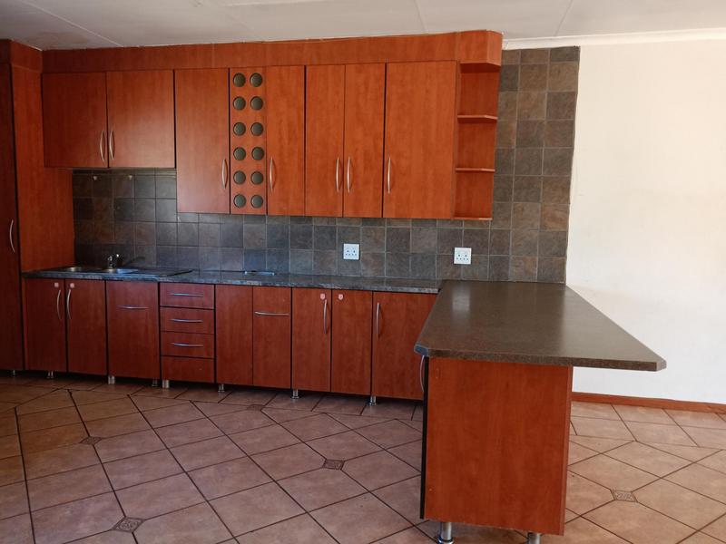 To Let 3 Bedroom Property for Rent in Daggafontein Gauteng