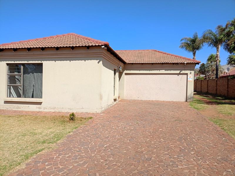 To Let 3 Bedroom Property for Rent in Daggafontein Gauteng