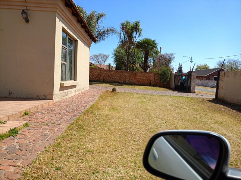 To Let 3 Bedroom Property for Rent in Daggafontein Gauteng