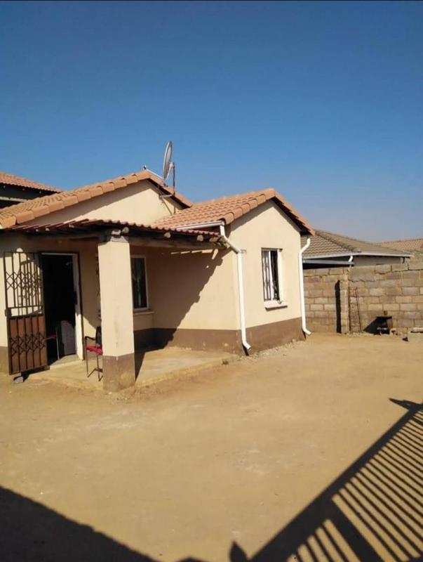 To Let 3 Bedroom Property for Rent in Protea Glen Gauteng