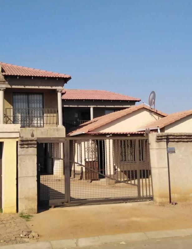 To Let 3 Bedroom Property for Rent in Protea Glen Gauteng