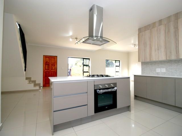 3 Bedroom Property for Sale in Radiokop Gauteng