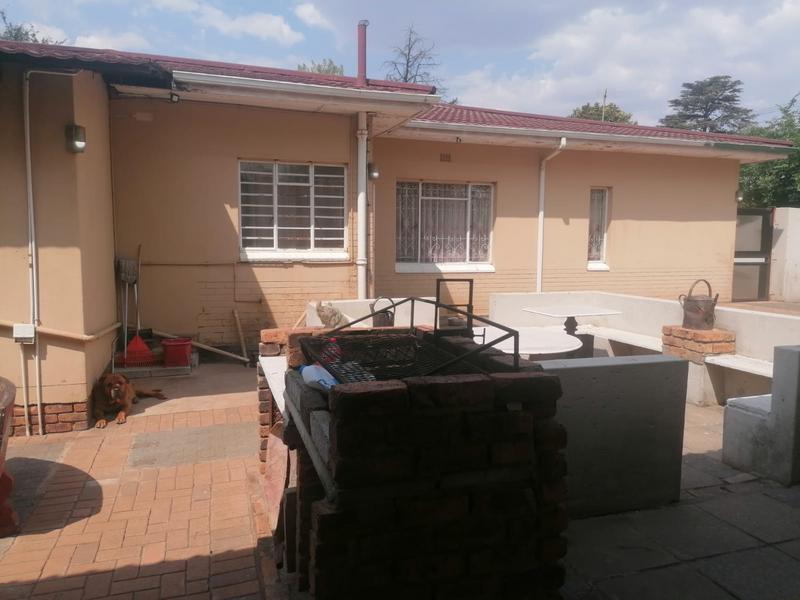 7 Bedroom Property for Sale in Delville Gauteng