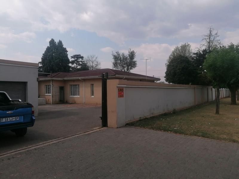 7 Bedroom Property for Sale in Delville Gauteng