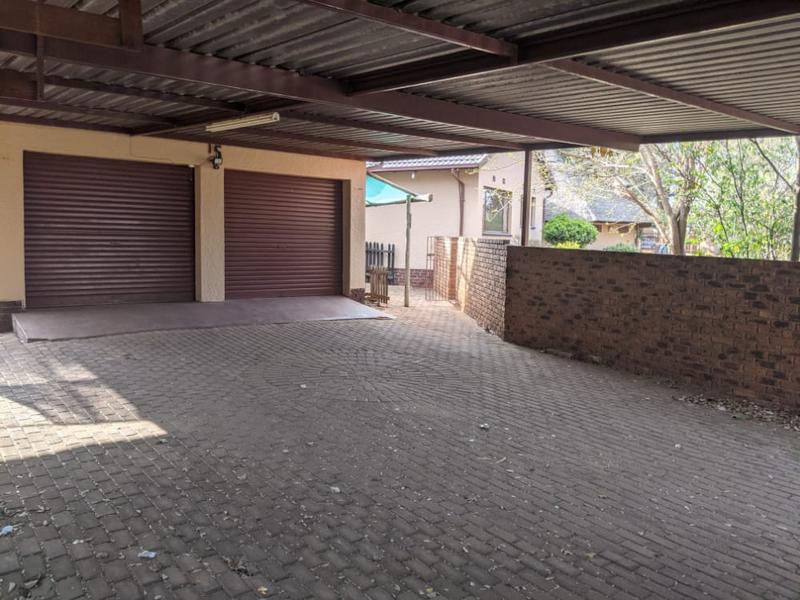 To Let 5 Bedroom Property for Rent in Birchleigh Gauteng