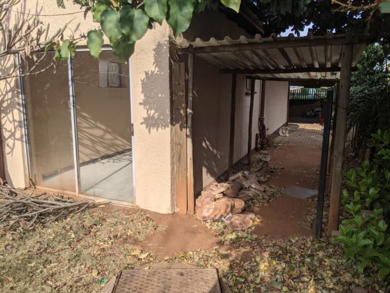 To Let 5 Bedroom Property for Rent in Birchleigh Gauteng