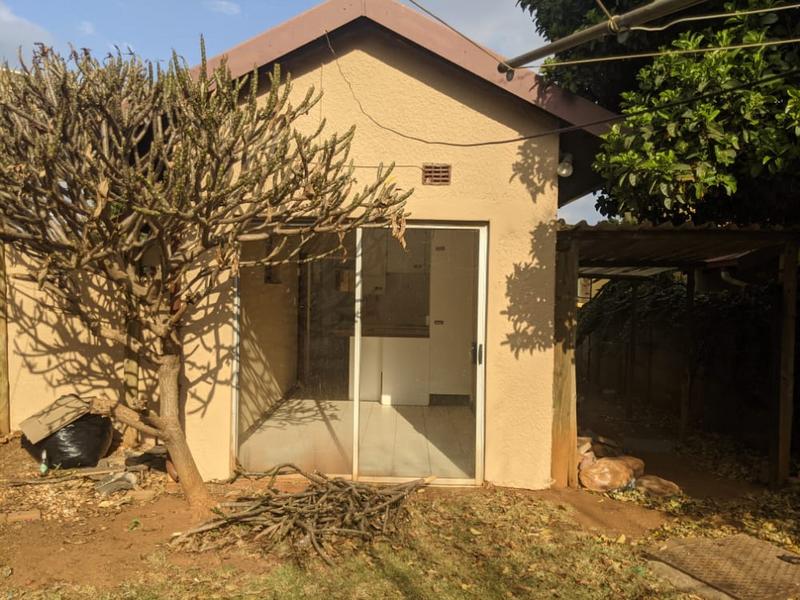 To Let 5 Bedroom Property for Rent in Birchleigh Gauteng