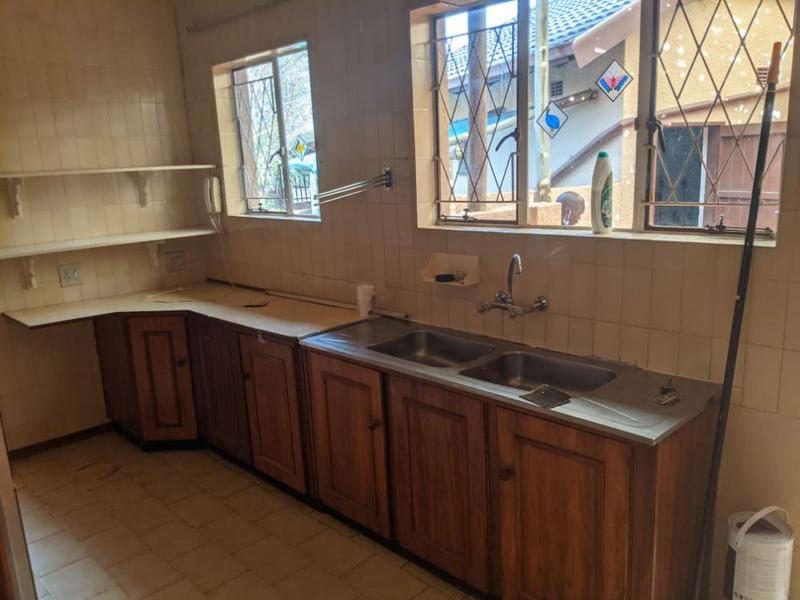 To Let 5 Bedroom Property for Rent in Birchleigh Gauteng