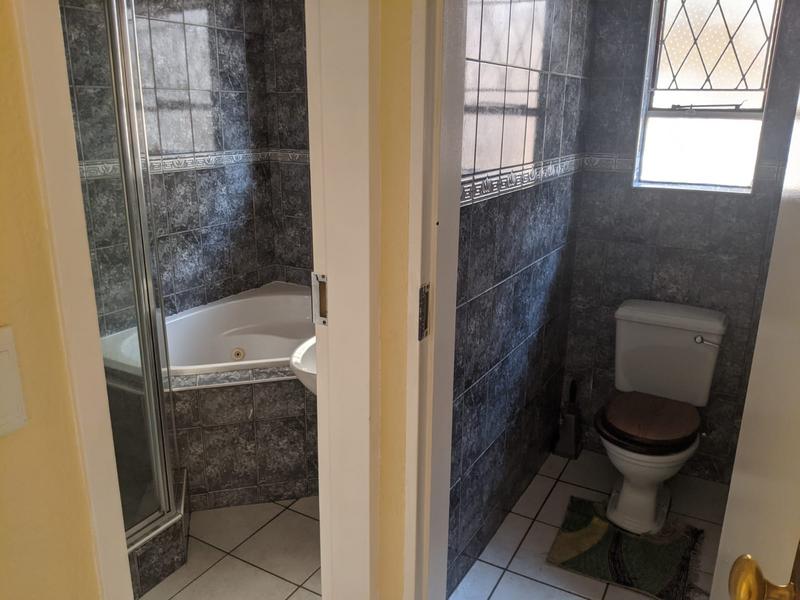 To Let 5 Bedroom Property for Rent in Birchleigh Gauteng