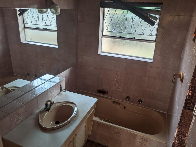 To Let 5 Bedroom Property for Rent in Birchleigh Gauteng