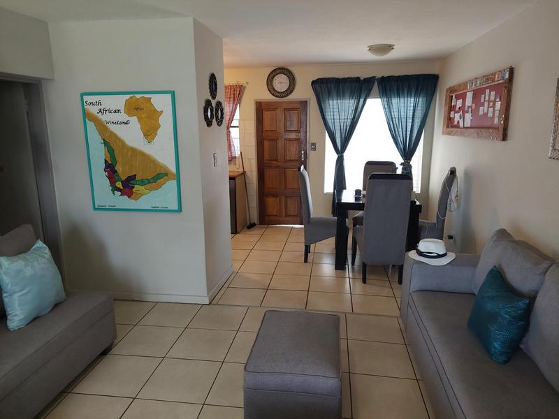 To Let 2 Bedroom Property for Rent in Sinoville Gauteng