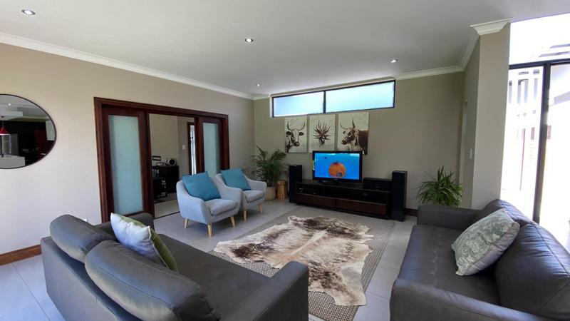 4 Bedroom Property for Sale in Midstream Ridge Gauteng