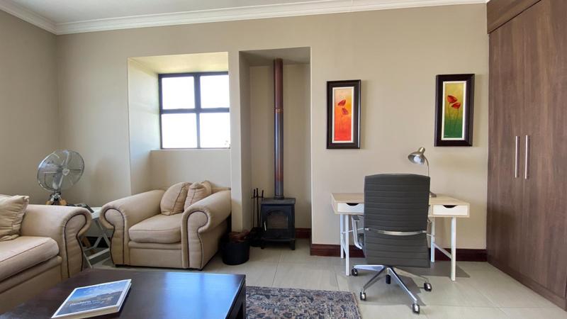 4 Bedroom Property for Sale in Midstream Ridge Gauteng