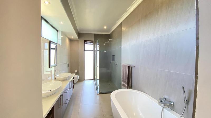 4 Bedroom Property for Sale in Midstream Ridge Gauteng