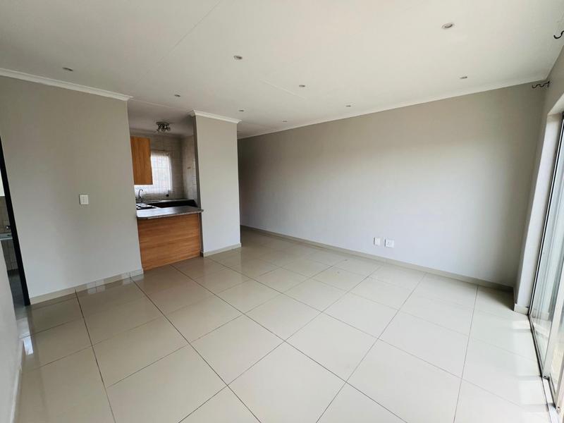 To Let 3 Bedroom Property for Rent in Groblerpark Gauteng