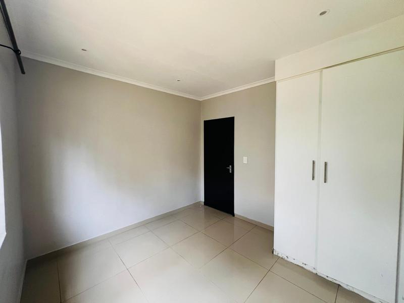 To Let 3 Bedroom Property for Rent in Groblerpark Gauteng