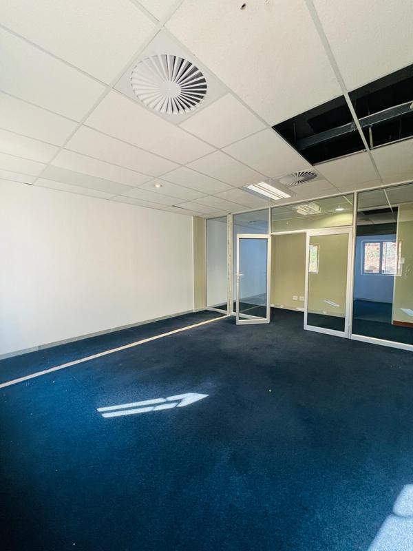 To Let commercial Property for Rent in Strubensvallei Gauteng