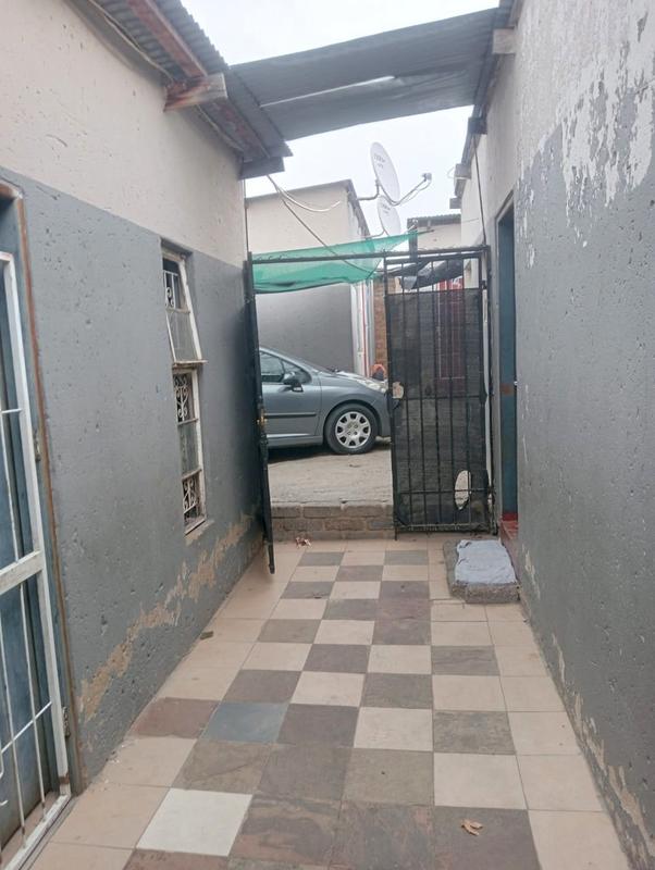 1 Bedroom Property for Sale in Diepsloot West Gauteng