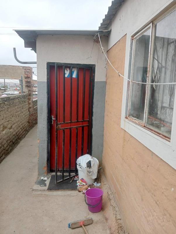 1 Bedroom Property for Sale in Diepsloot West Gauteng