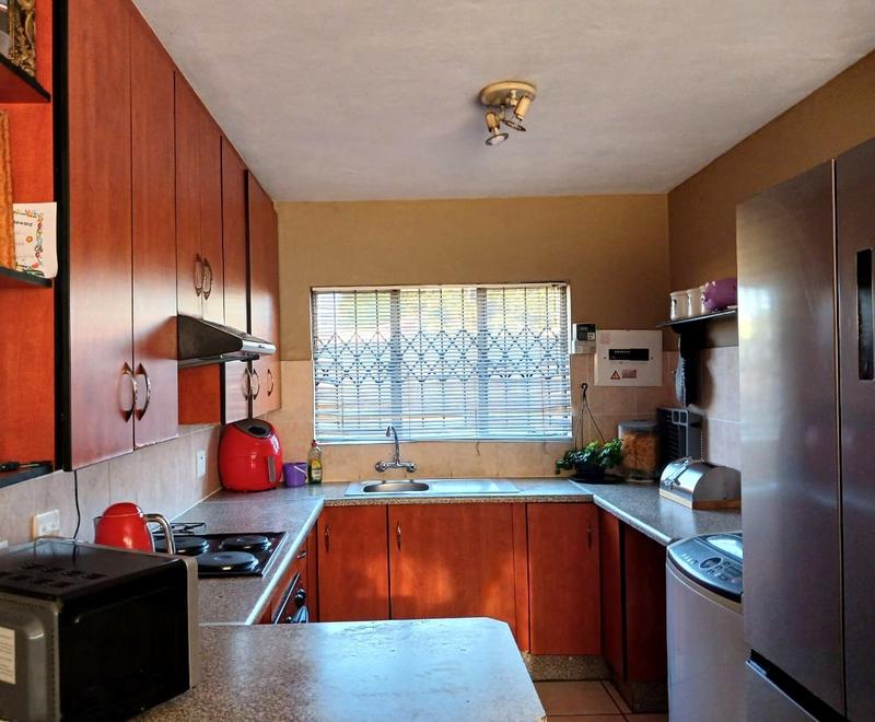 3 Bedroom Property for Sale in Witpoortjie Gauteng