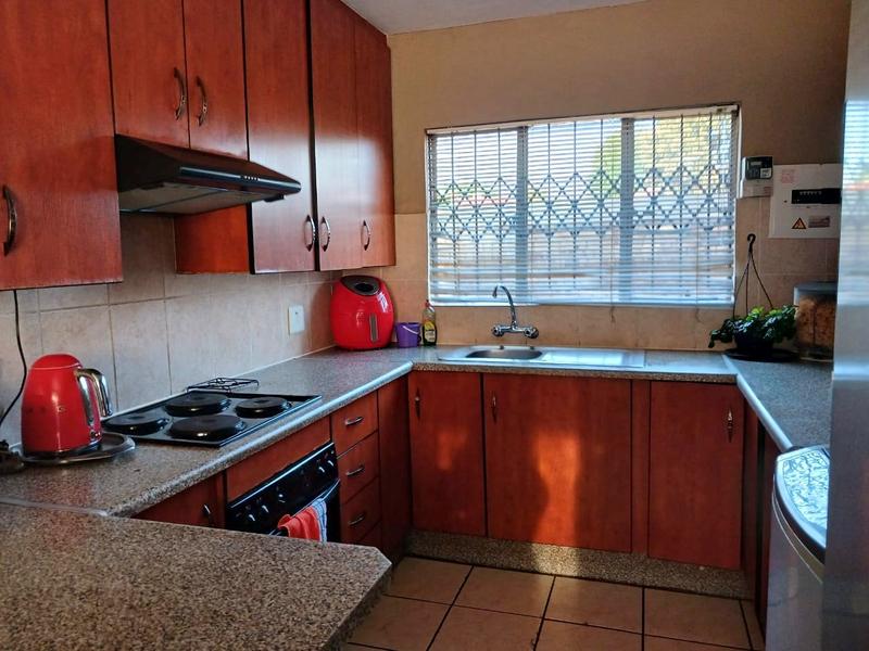 3 Bedroom Property for Sale in Witpoortjie Gauteng