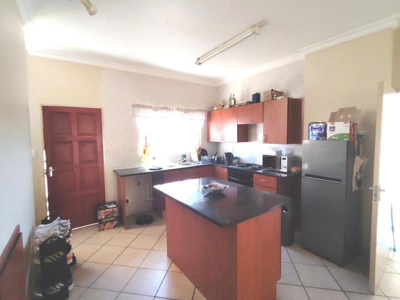 To Let 2 Bedroom Property for Rent in Amberfield Ridge Gauteng