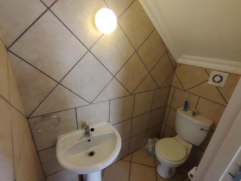 To Let 2 Bedroom Property for Rent in Amberfield Ridge Gauteng