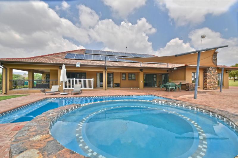 5 Bedroom Property for Sale in Krugersdorp Gauteng